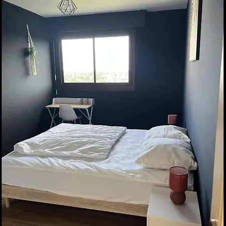 Dans Un Grand Refait - Belle Vue *